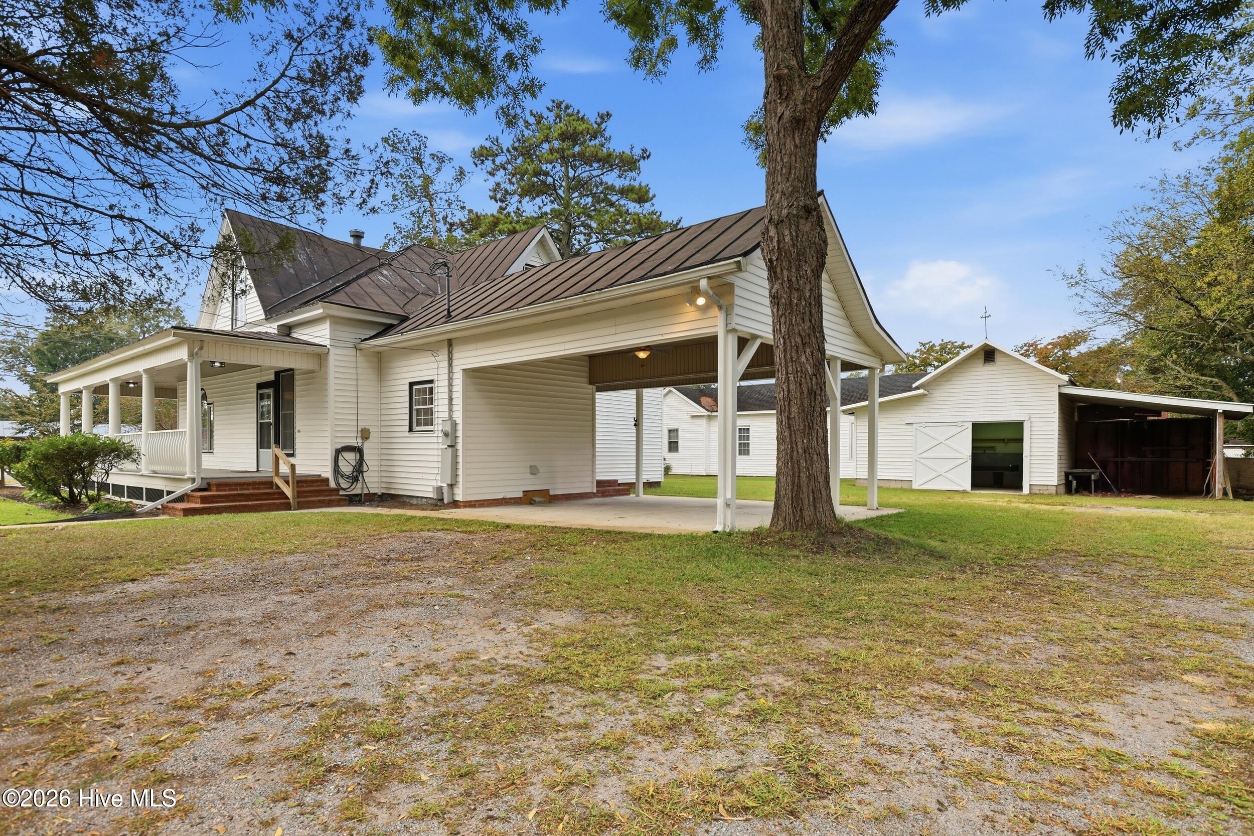 502 W Main Street