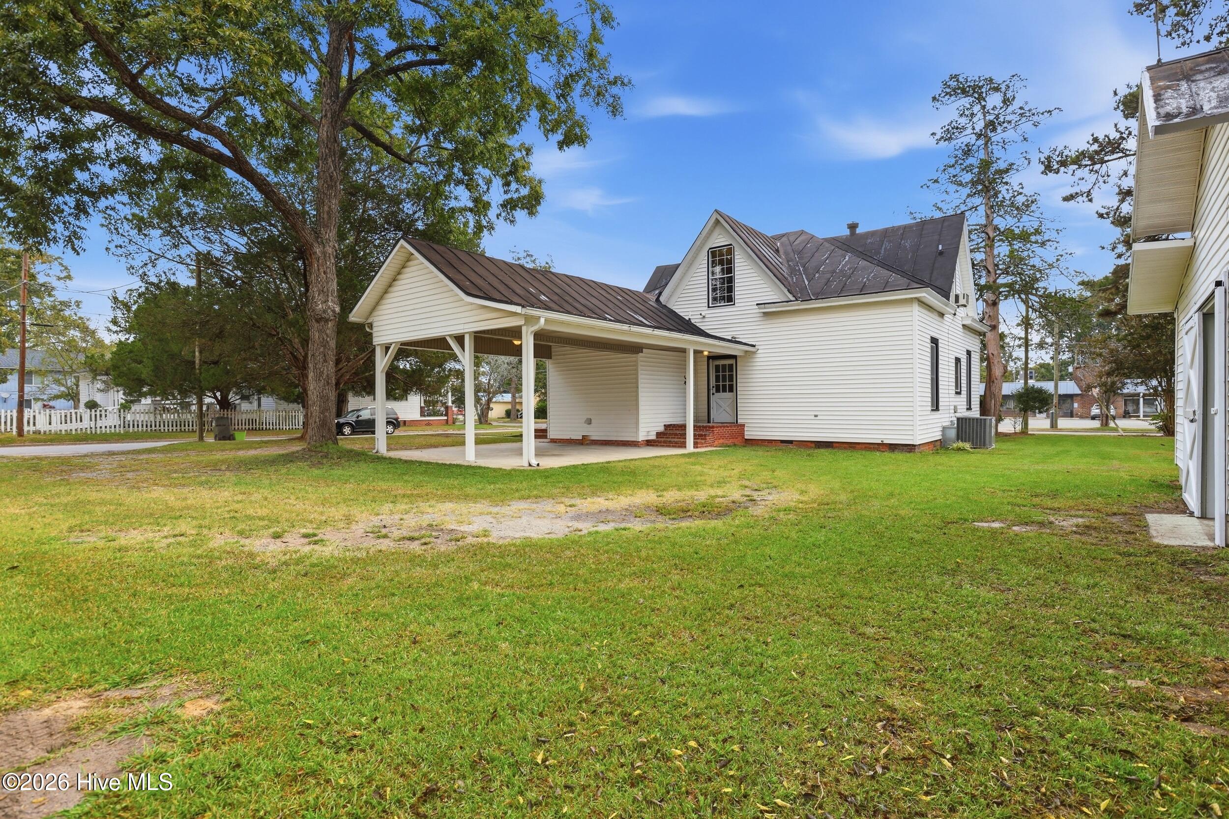 502 W Main Street