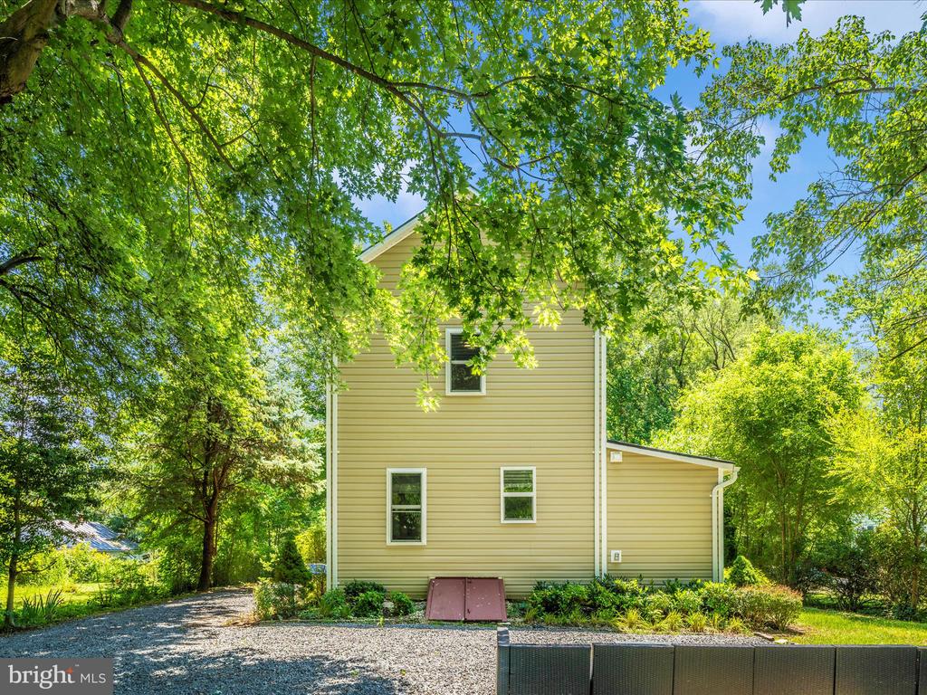 125 VIRGINIA AVENUE