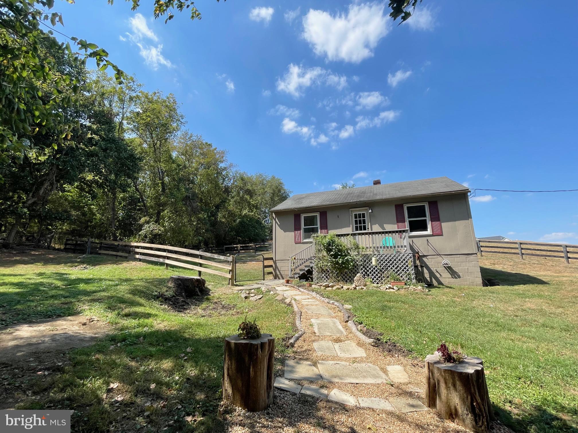 18390 Silcott Springs ROAD