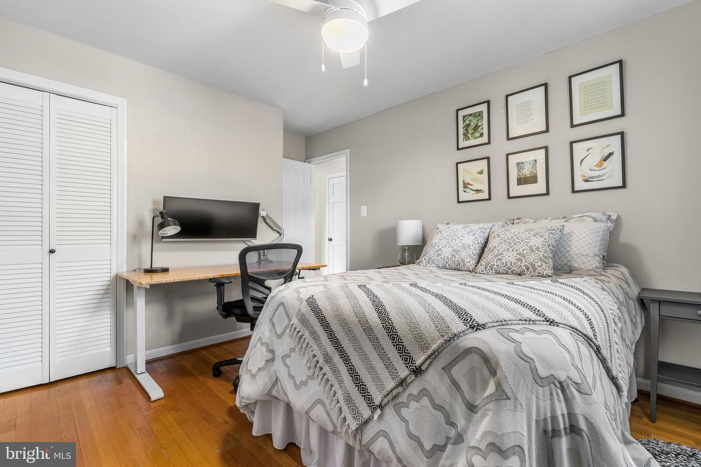 126 Maryanne Ave SW