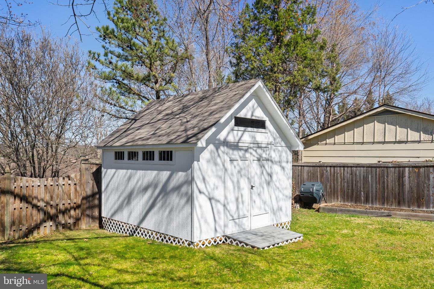 126 Maryanne Ave SW