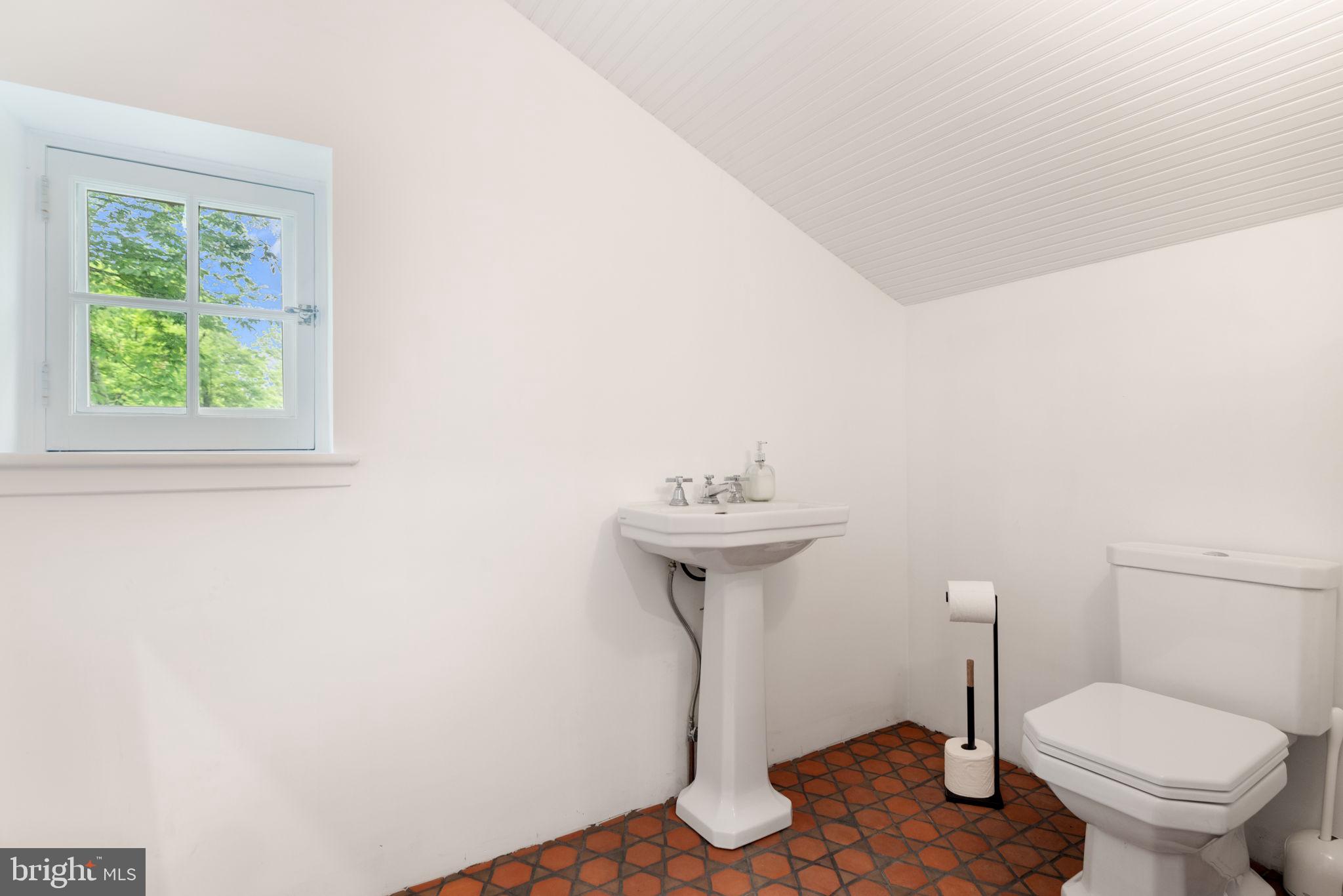 16158 CLARKES GAP ROAD