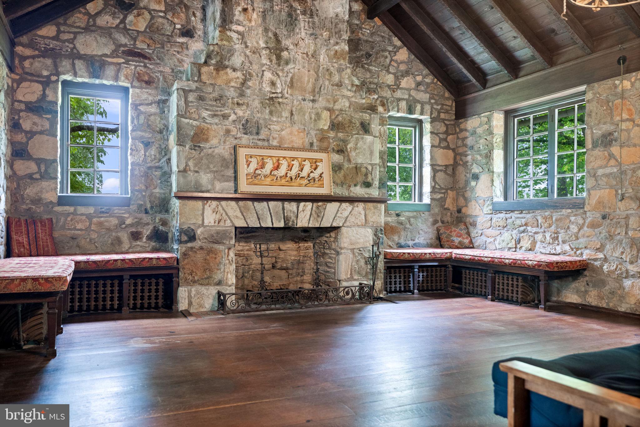 16158 CLARKES GAP ROAD