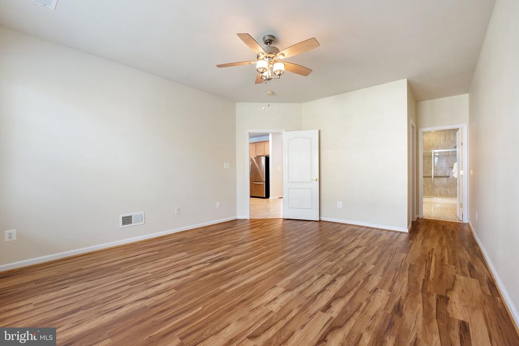 44372 Sunset Maple Dr