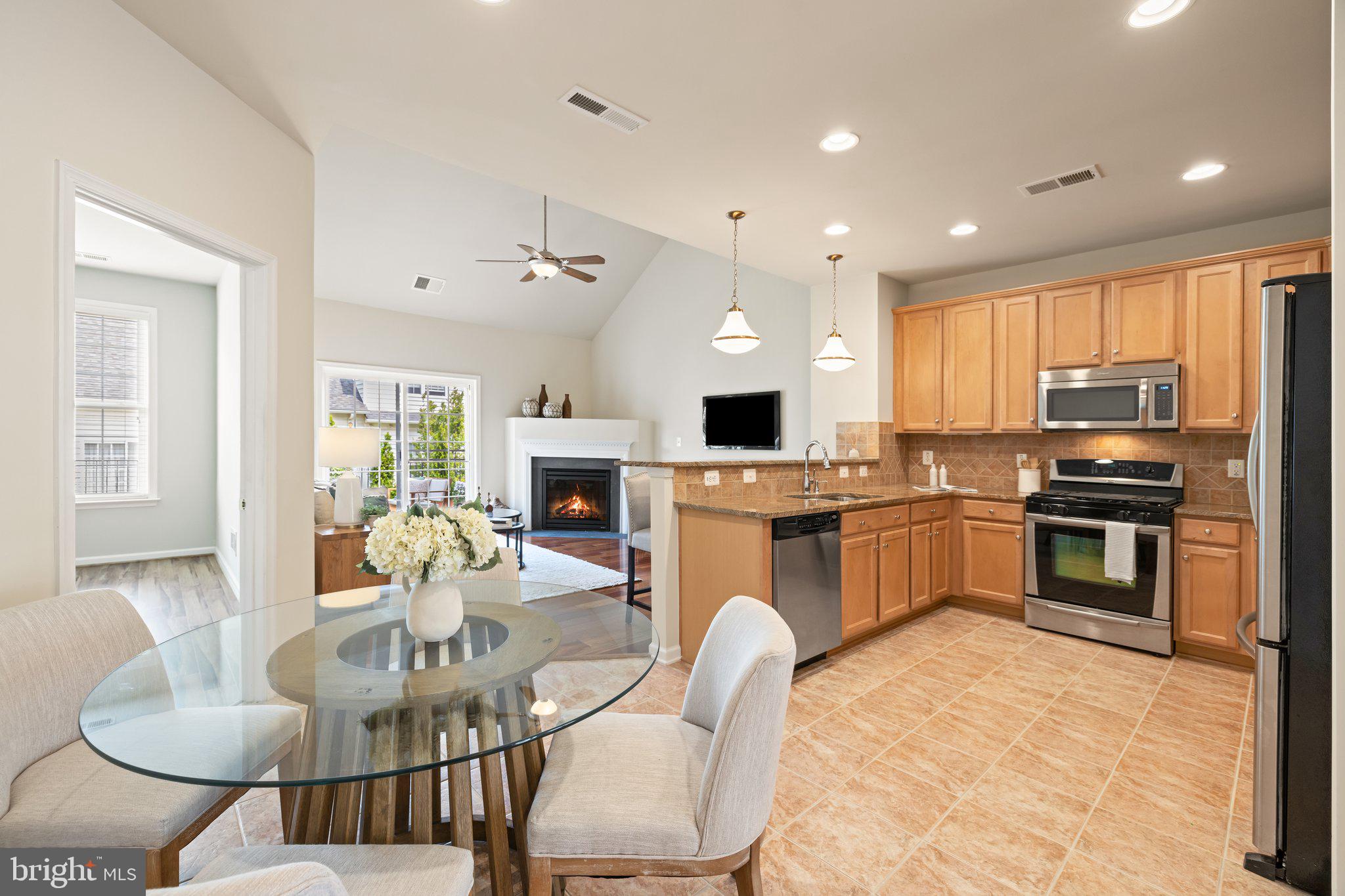 44372 Sunset Maple Dr