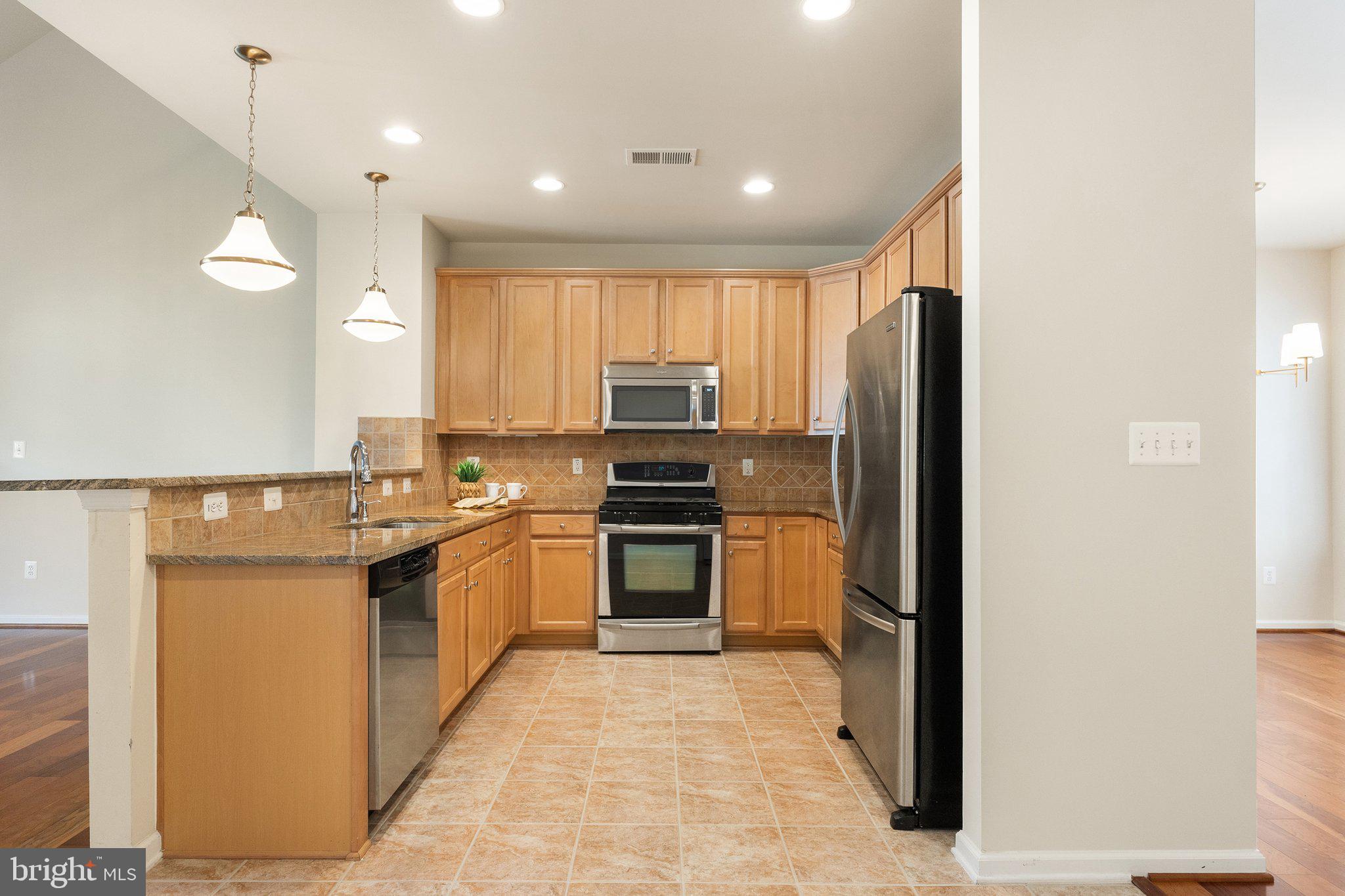 44372 Sunset Maple Dr