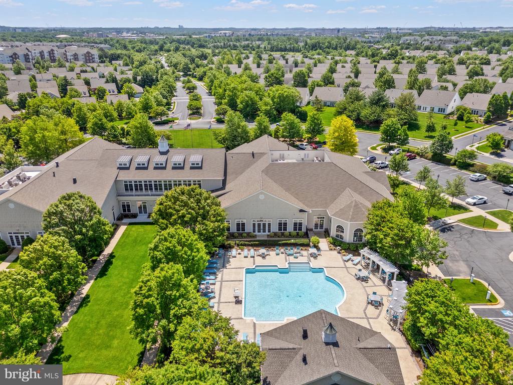 44372 Sunset Maple Dr