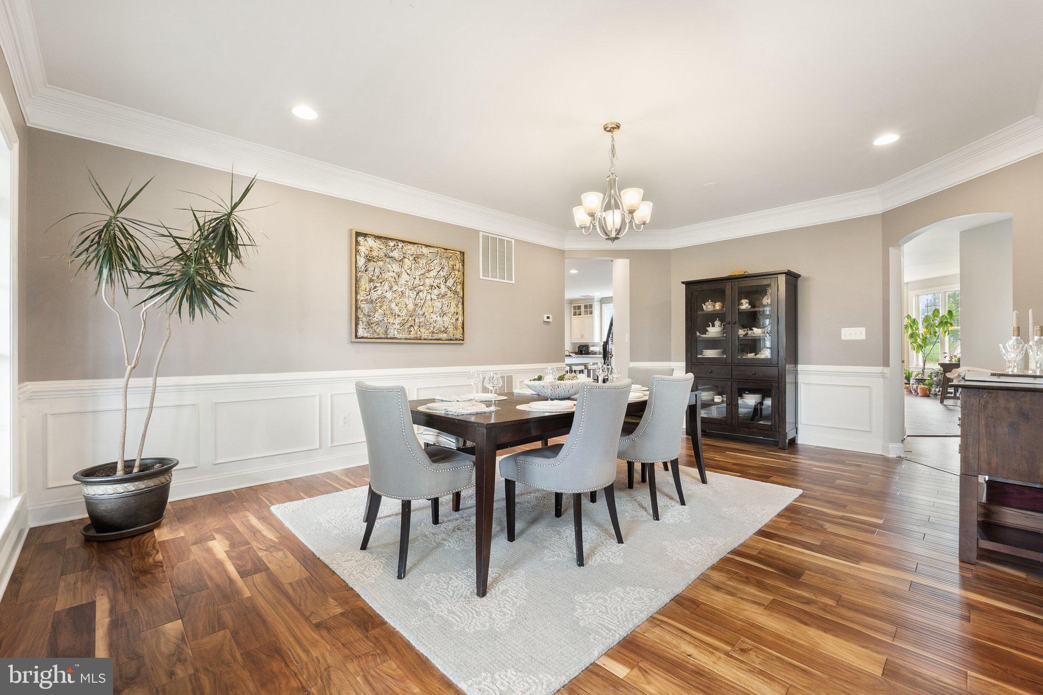 15054 Omega Ct