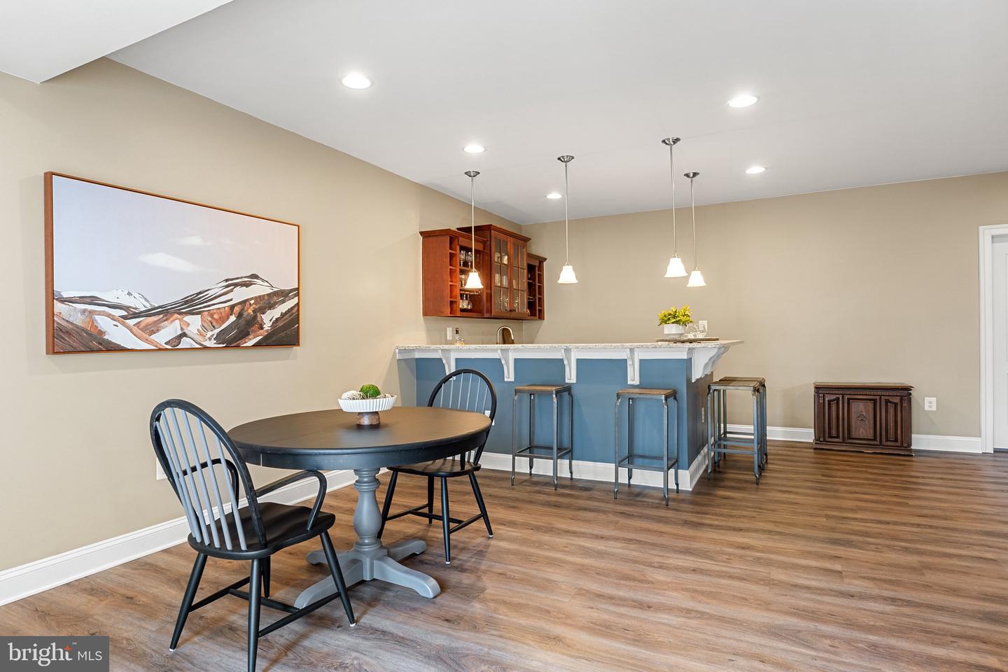 15054 Omega Ct