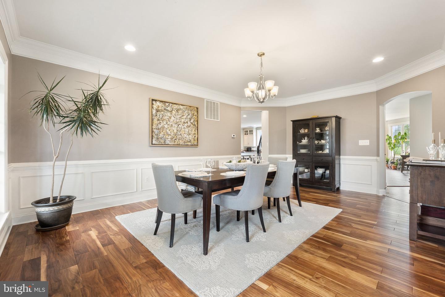 15054 Omega Ct