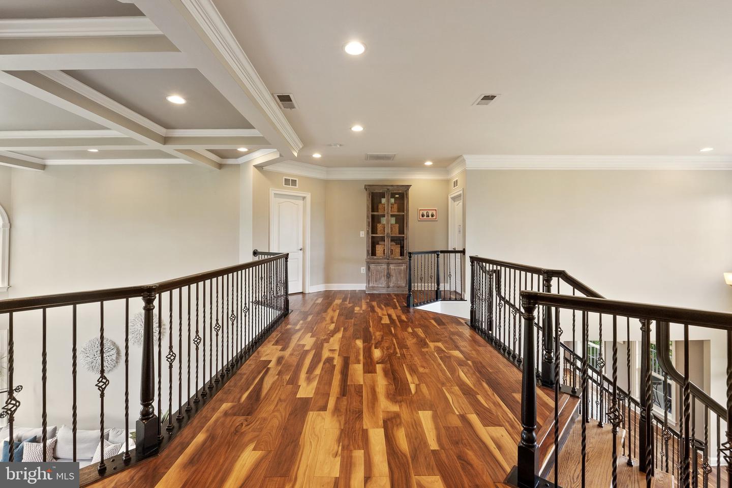15054 Omega Ct