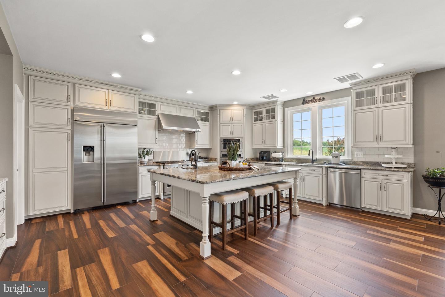15054 Omega Ct