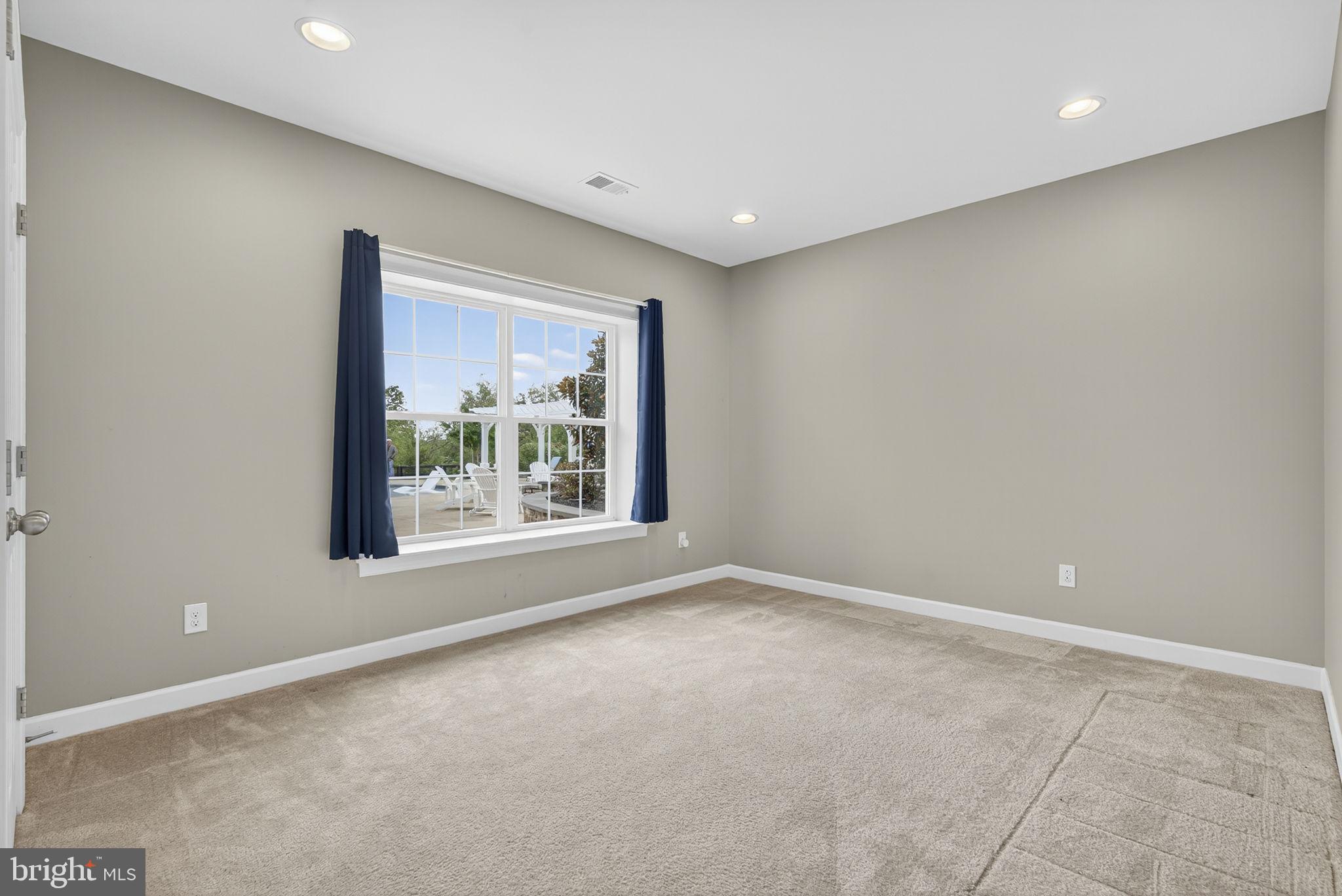 15124 OMEGA COURT