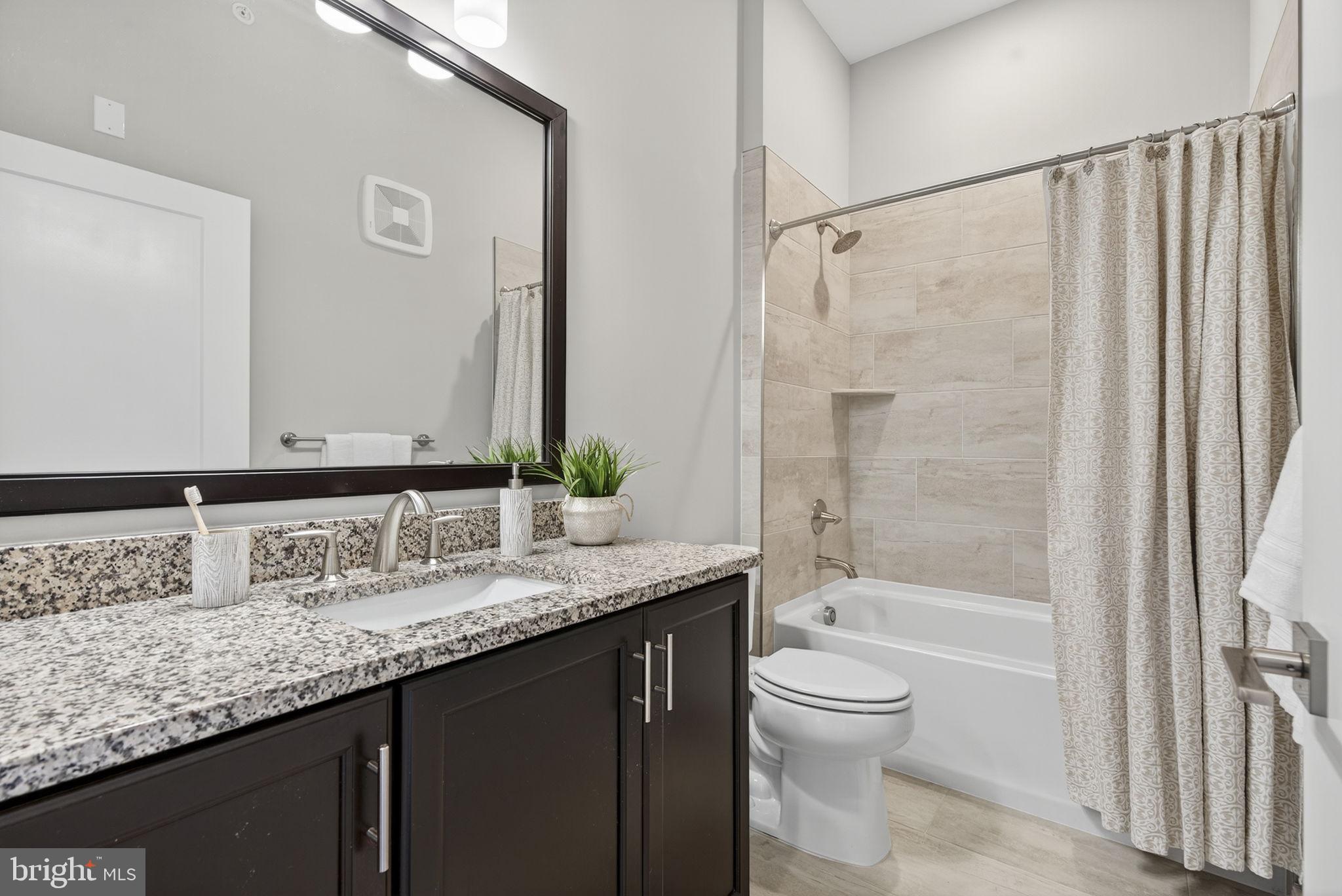 3 STATIONMASTER STREET SE 402