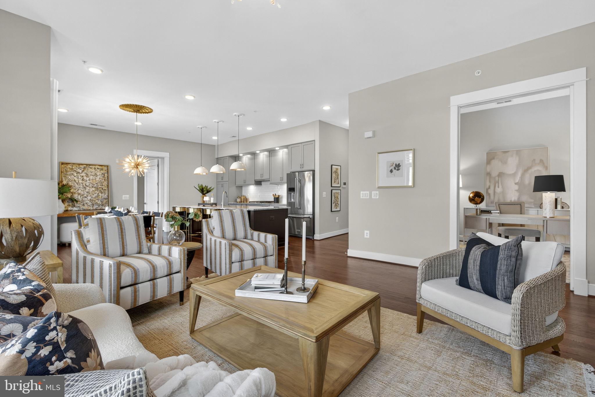 3 STATIONMASTER STREET SE 402