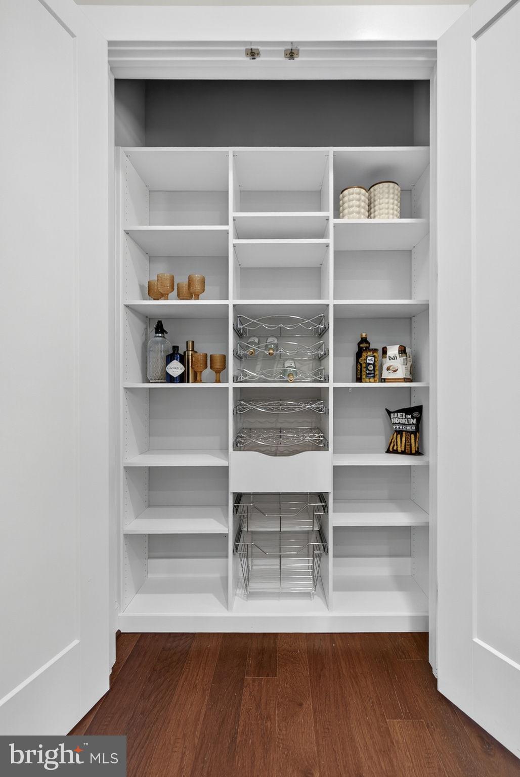 3 STATIONMASTER STREET SE 402