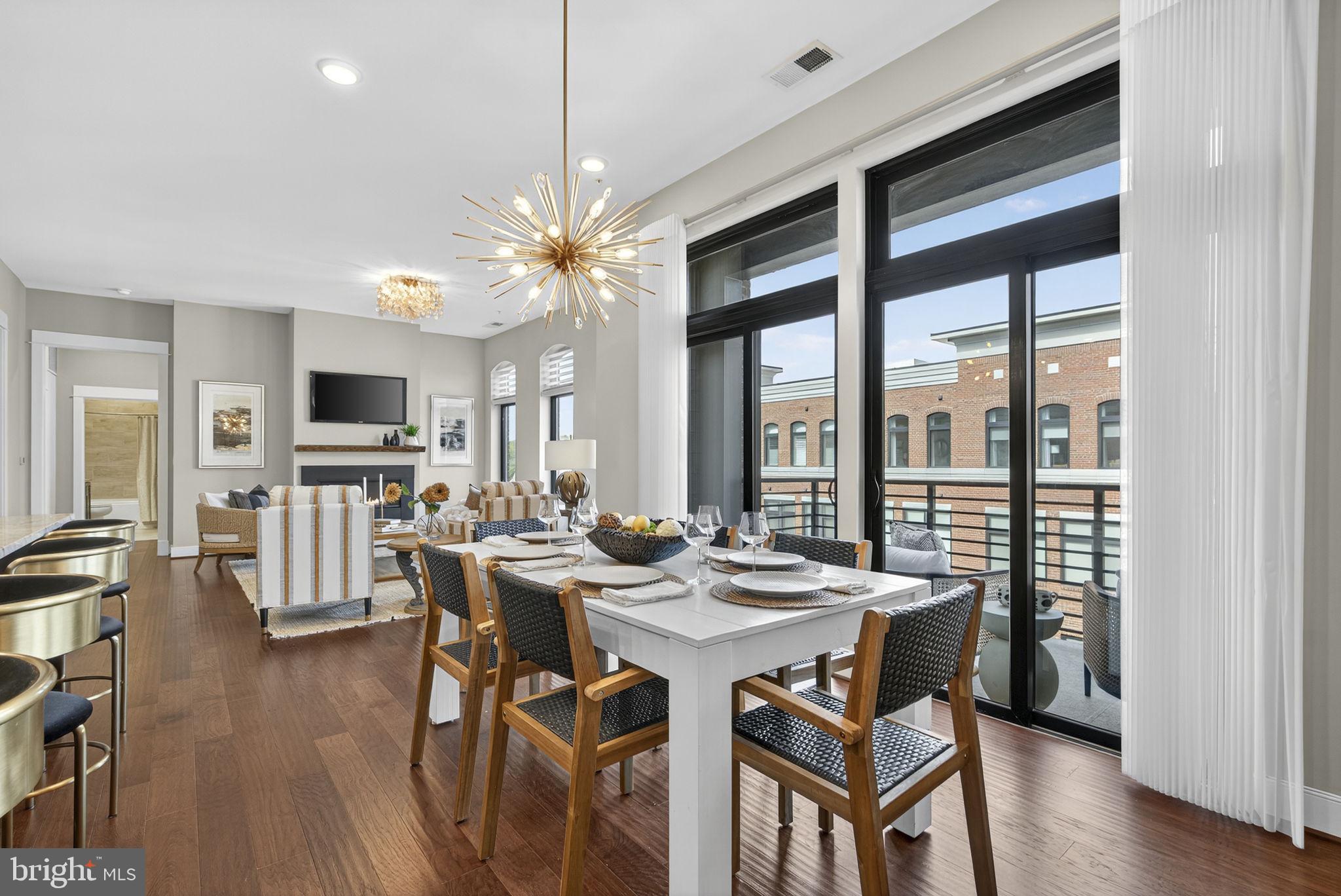 3 STATIONMASTER STREET SE 402