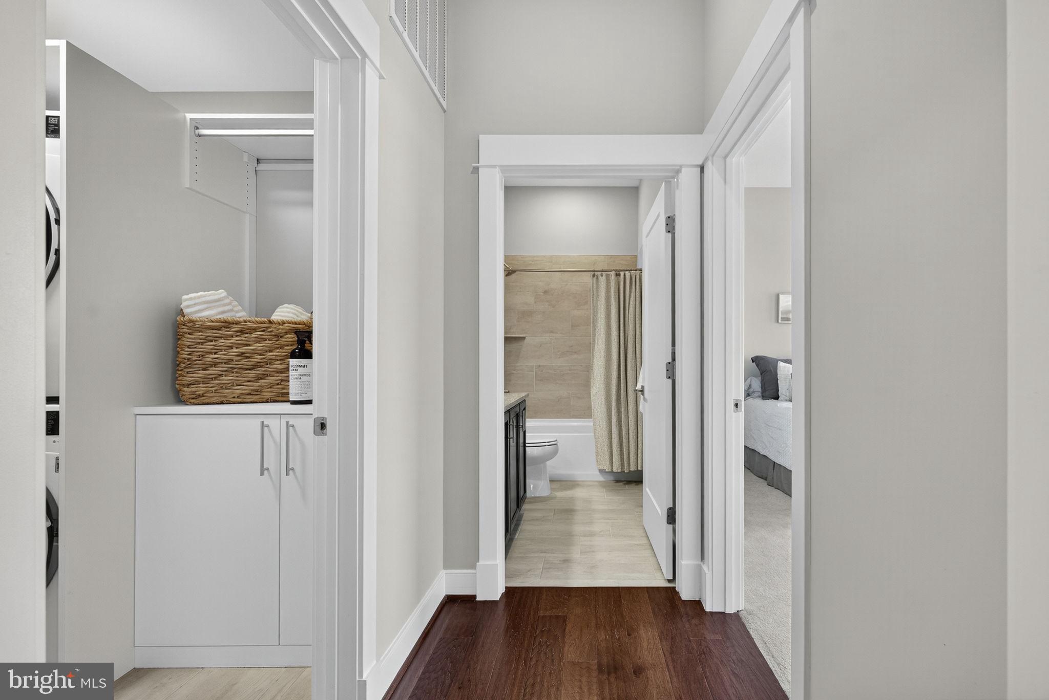 3 STATIONMASTER STREET SE 402