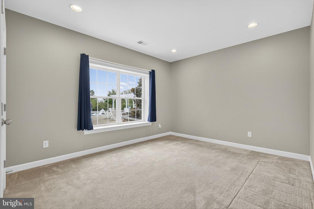 15124 OMEGA COURT