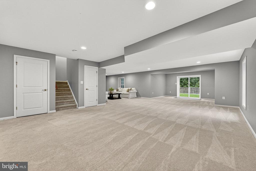 24 EISENTOWN DRIVE