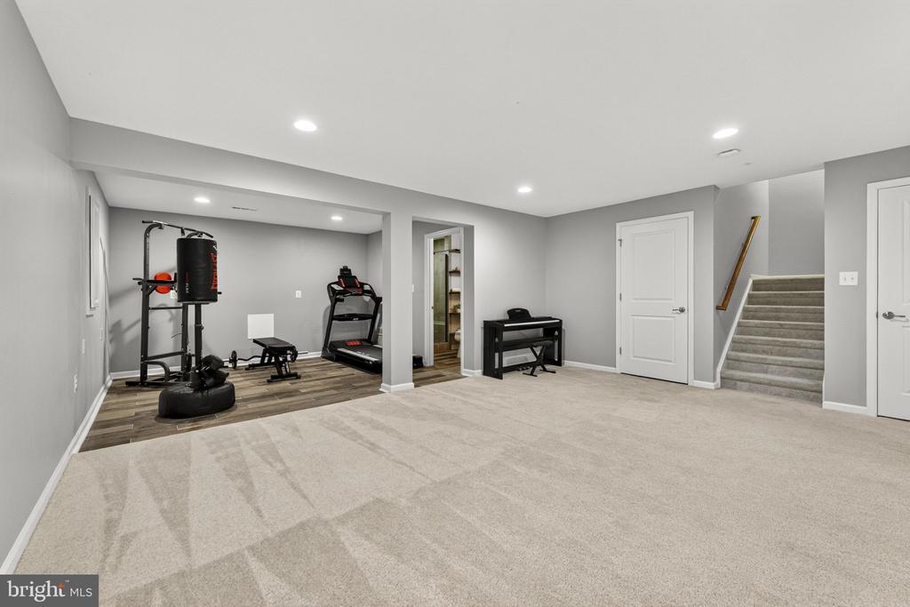 24 EISENTOWN DRIVE