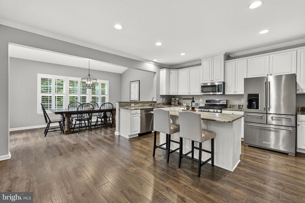 24 EISENTOWN DRIVE