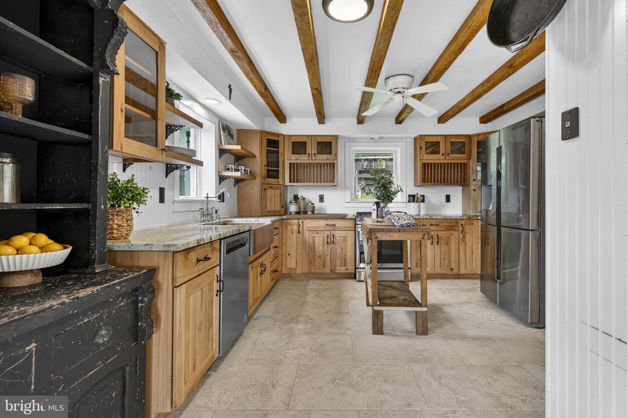 42165 BLACK WALNUT LANE