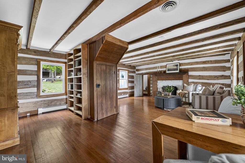 42165 BLACK WALNUT LANE