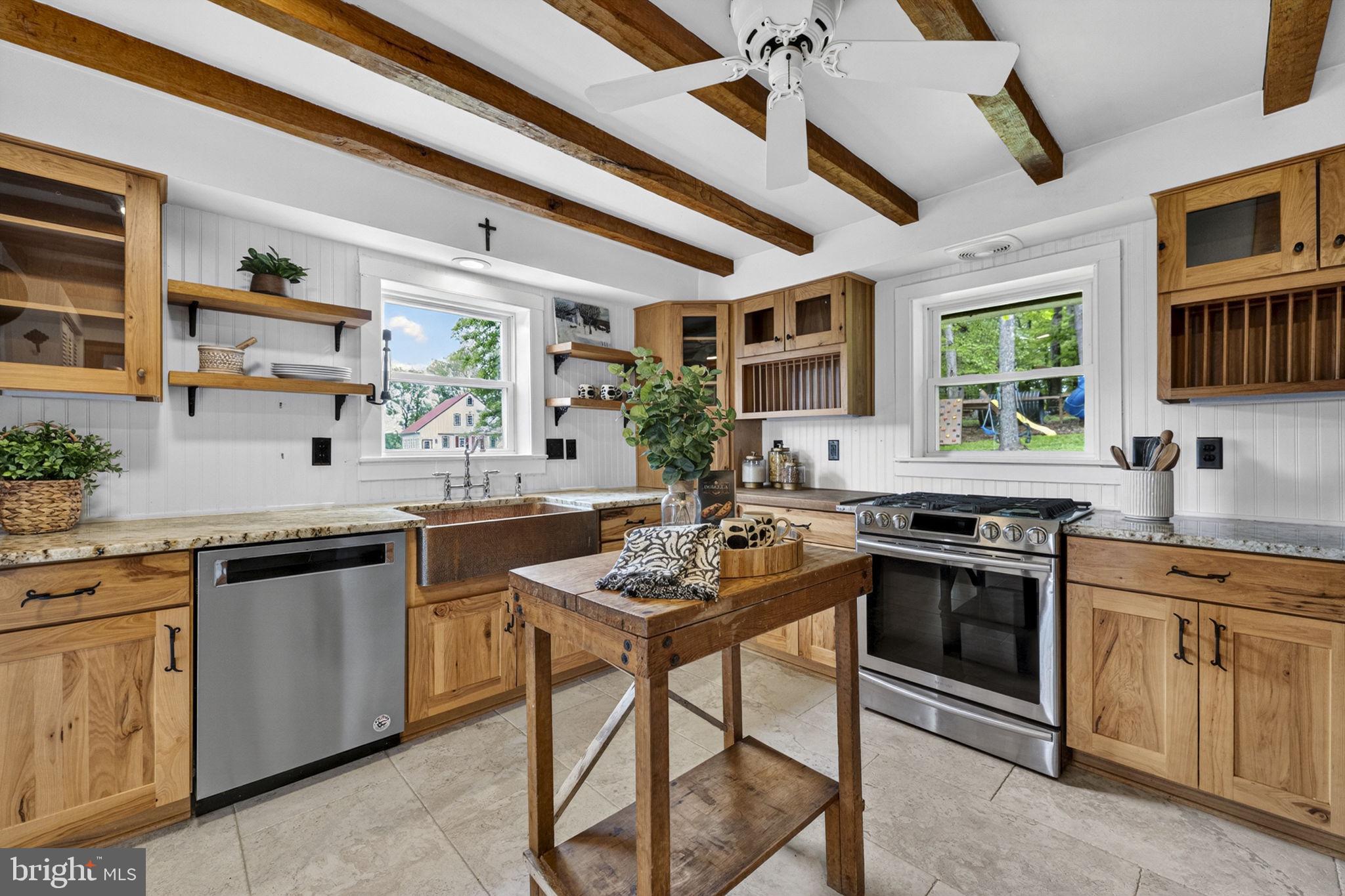 42165 BLACK WALNUT LANE