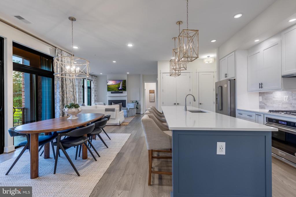 5 STATIONMASTER STREET SE Unit: 203