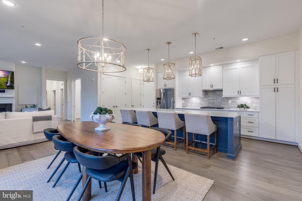 5 STATIONMASTER STREET SE Unit: 203