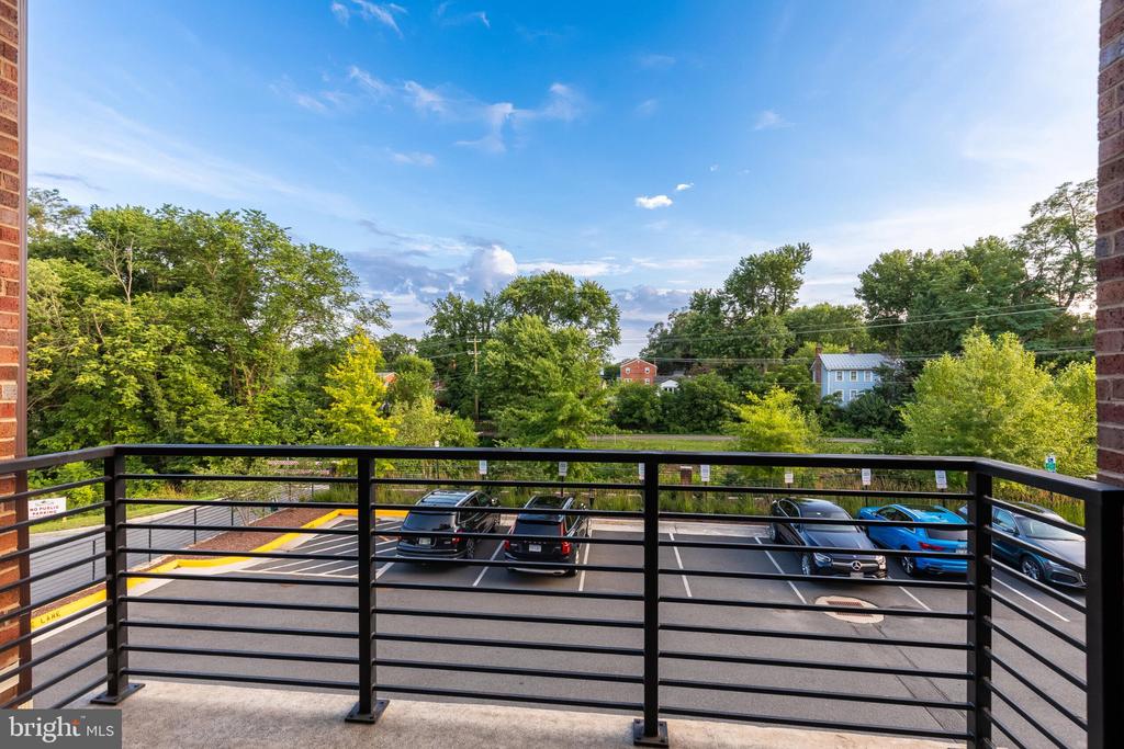 5 STATIONMASTER STREET SE Unit: 203