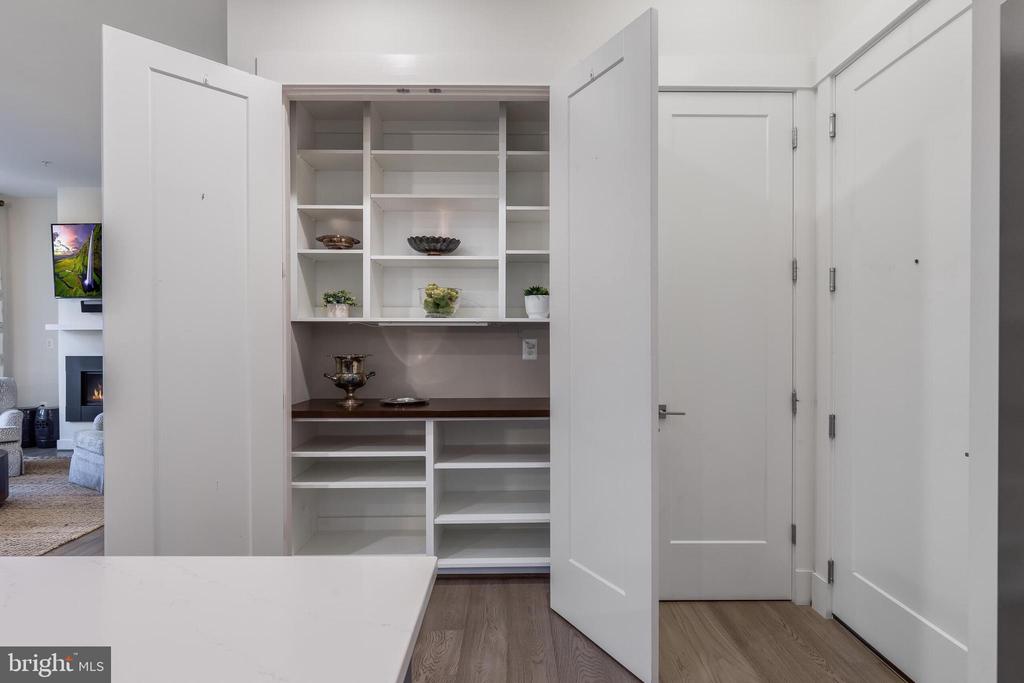 5 STATIONMASTER STREET SE Unit: 203