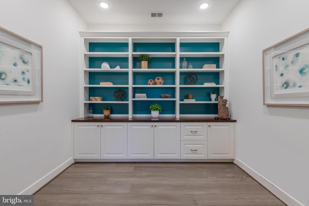 5 STATIONMASTER STREET SE Unit: 203
