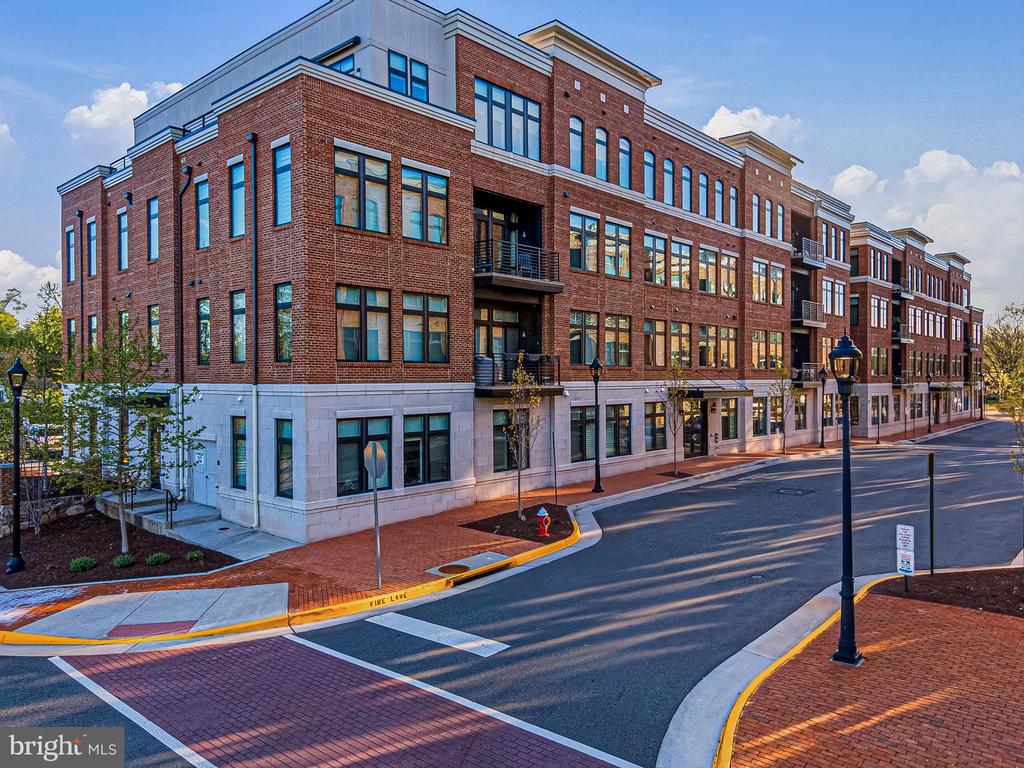 5 STATIONMASTER STREET SE Unit: 203