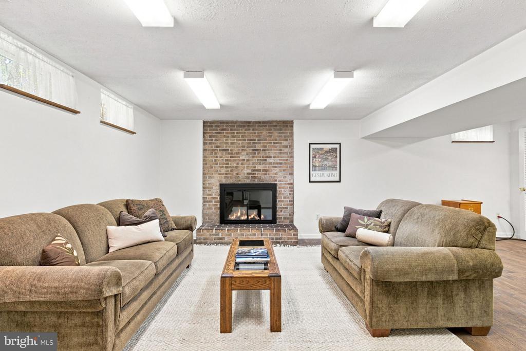 16318 HIDDEN MEADOW LANE