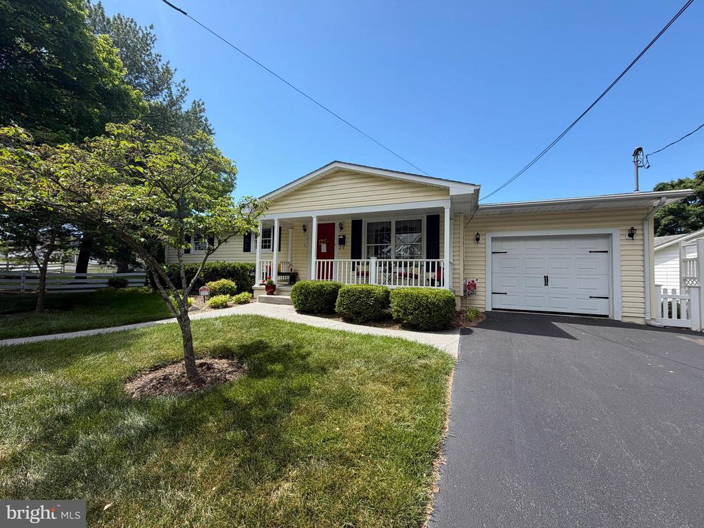 1115 OPEQUON AVENUE