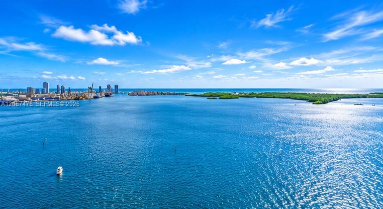 1155 Brickell Bay Dr # 3211