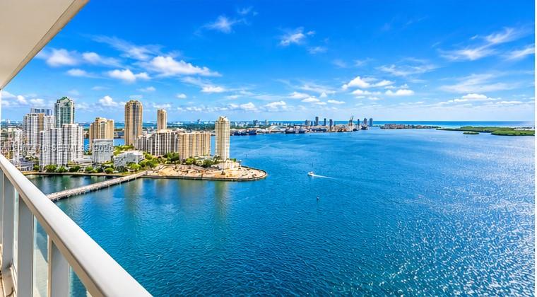 1155 Brickell Bay Dr # 3211