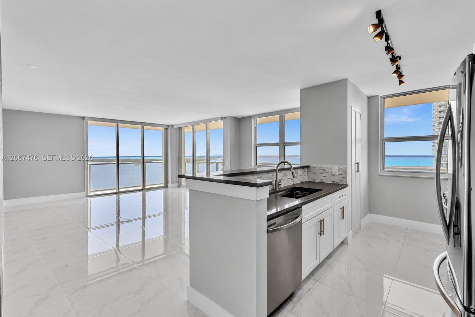 1155 Brickell Bay Dr # 3211
