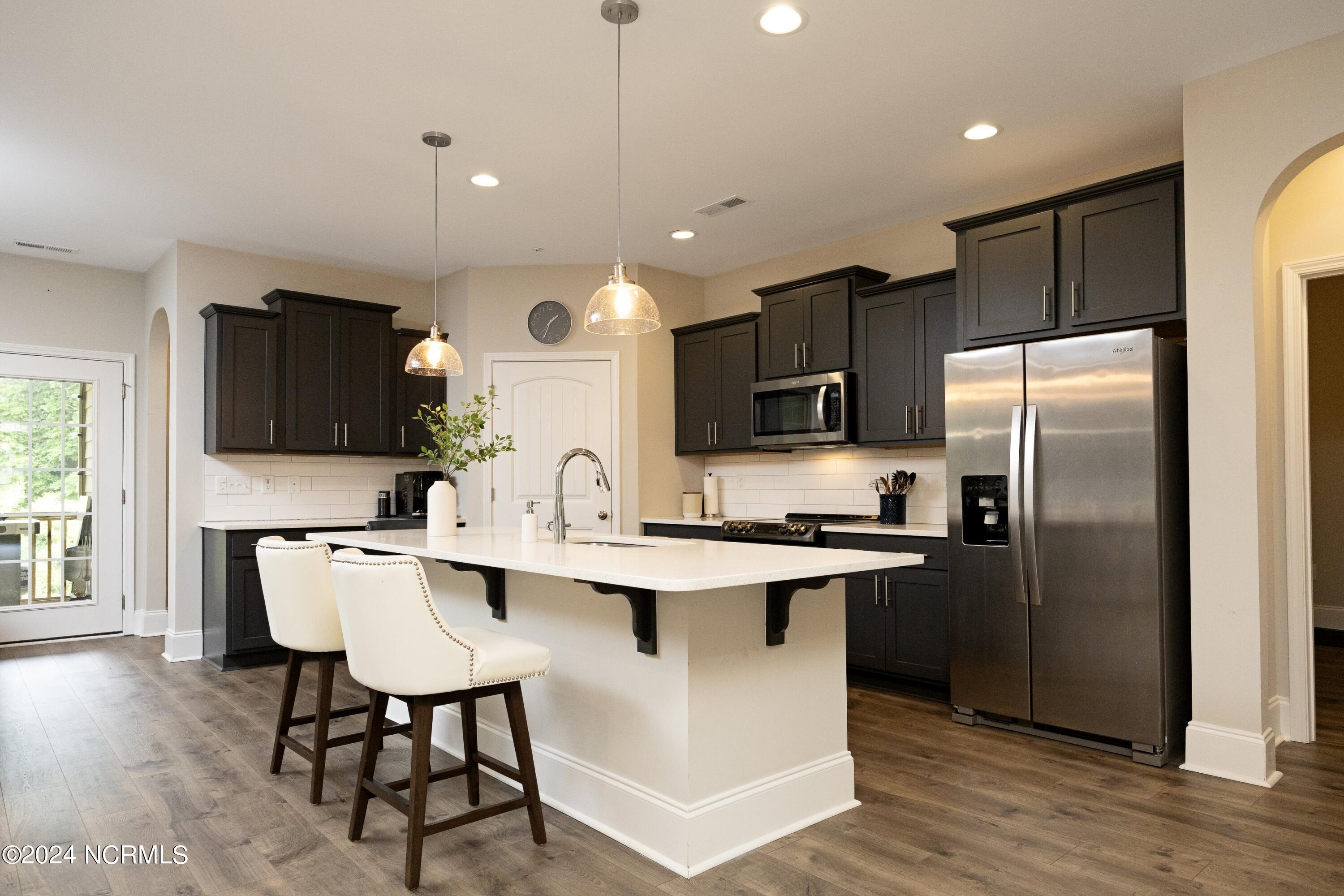 15 Winged Foot Road 8 8