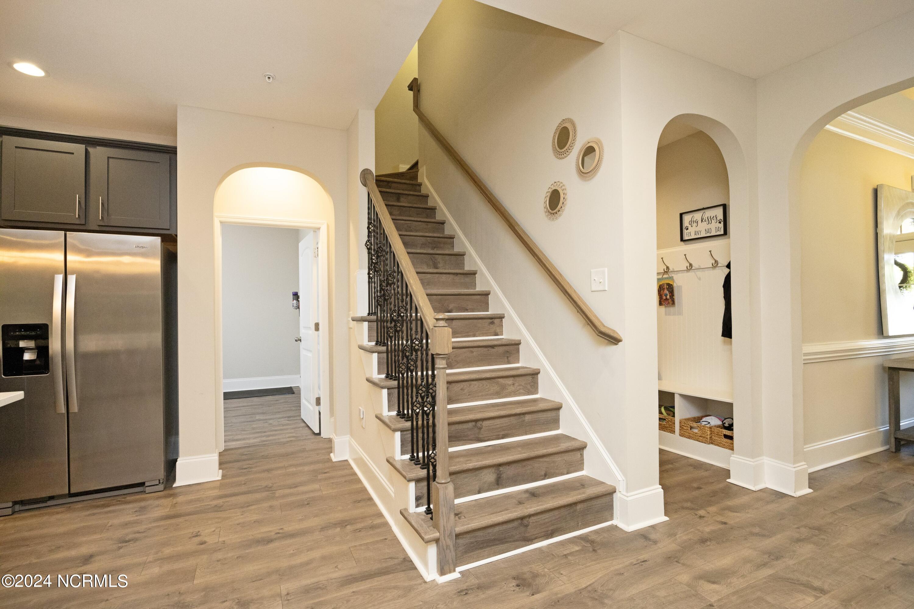 15 Winged Foot Road 8 8