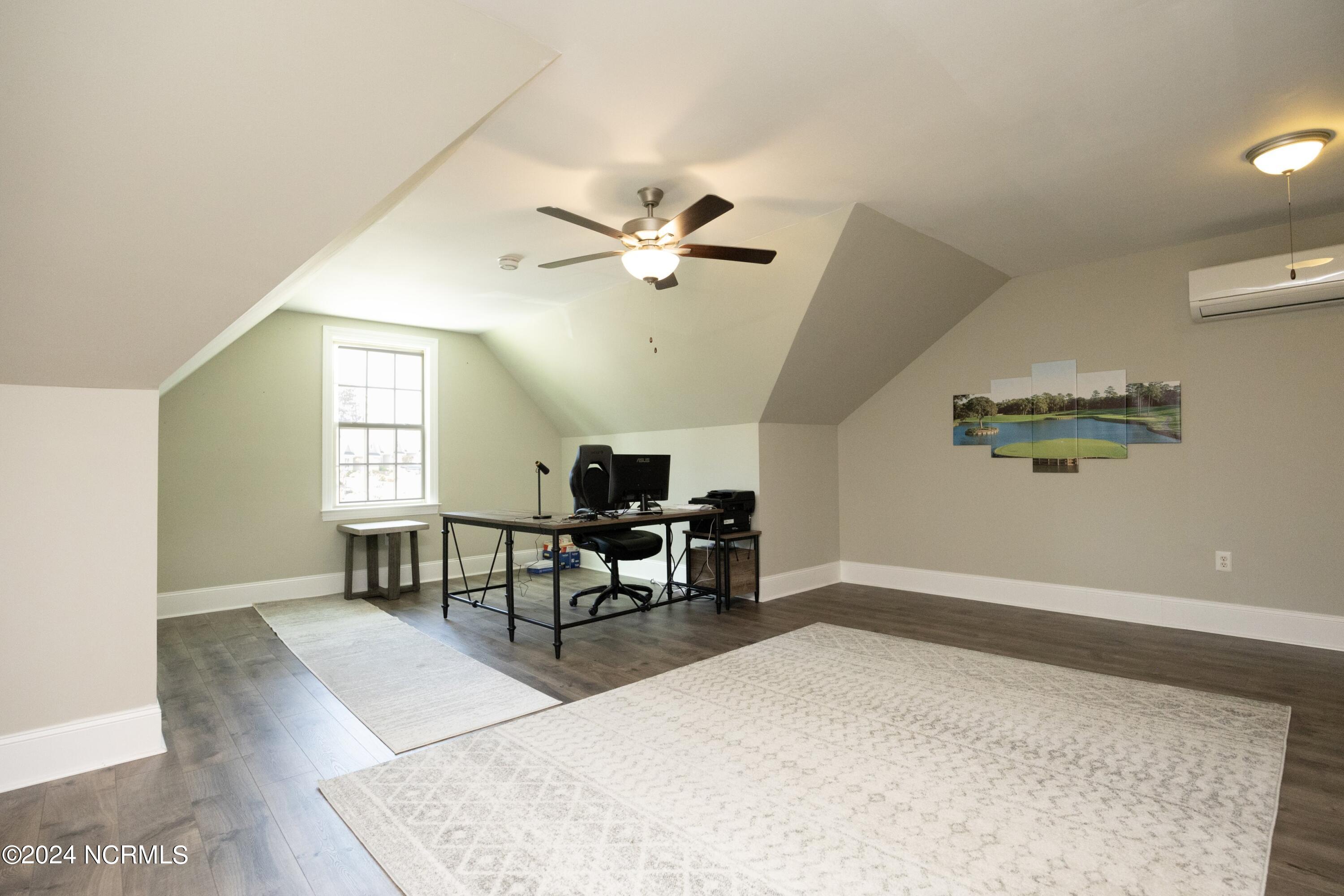 15 Winged Foot Road 8 8