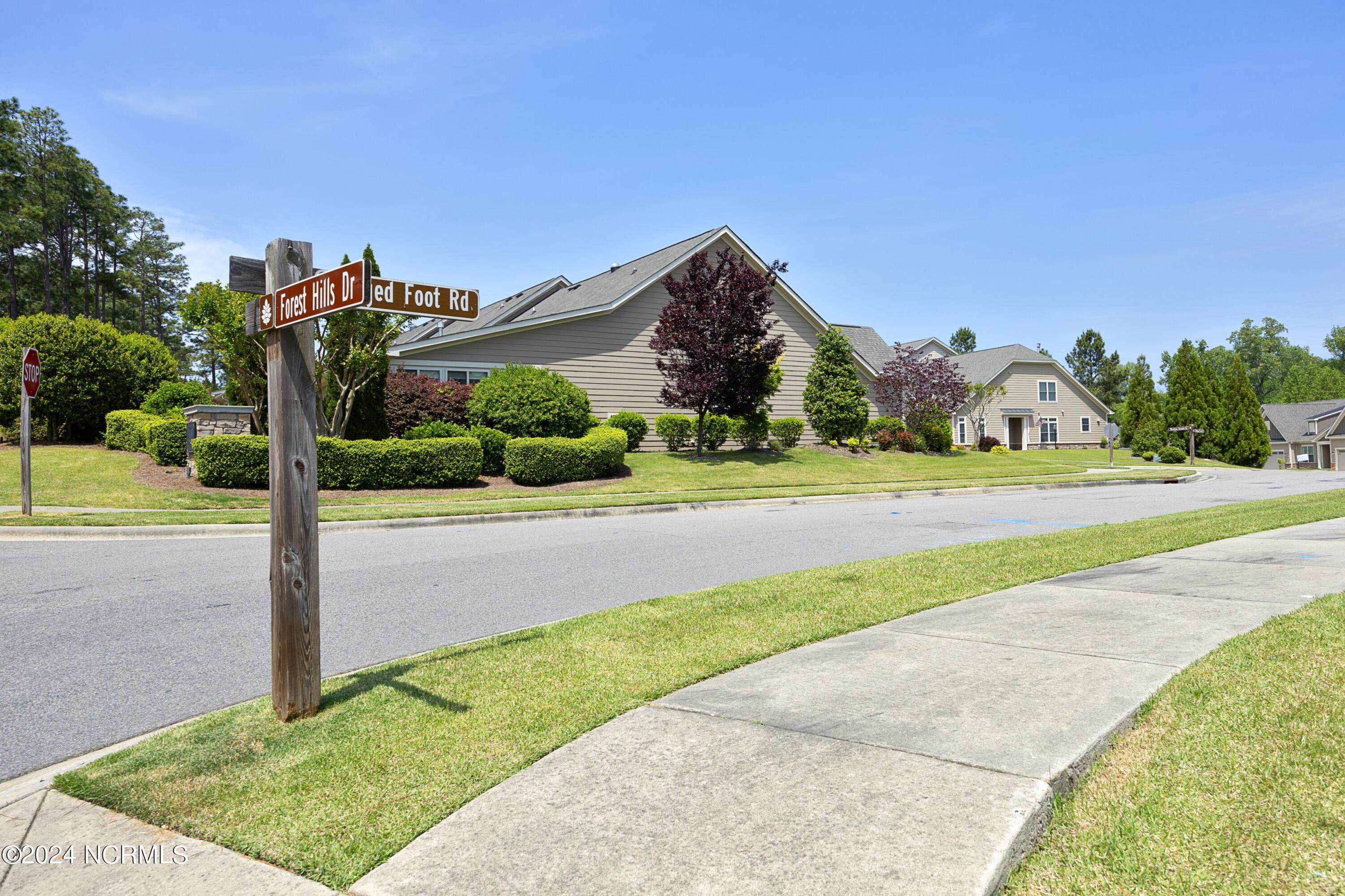 15 Winged Foot Road 8 8