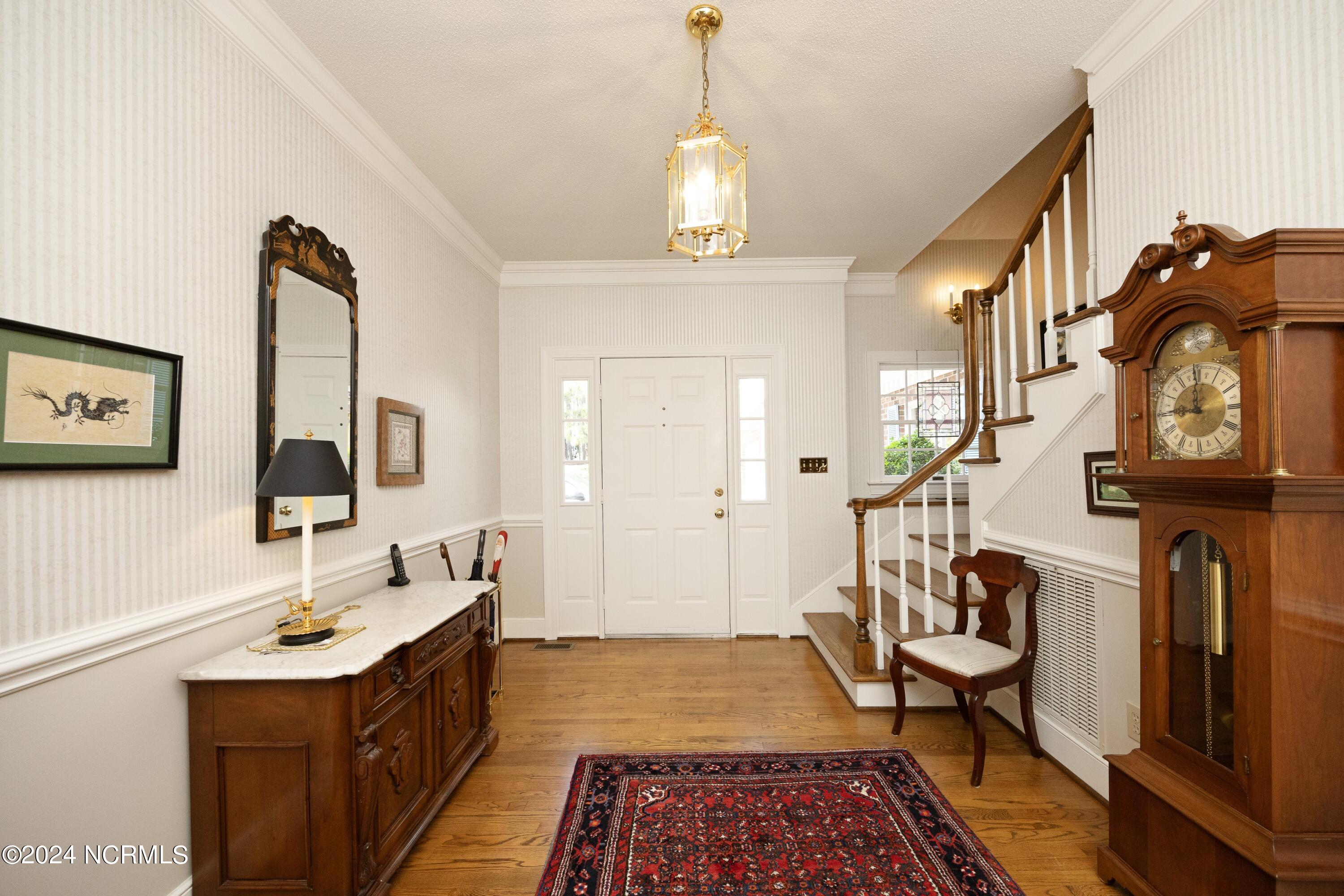 169 Devonshire Avenue W