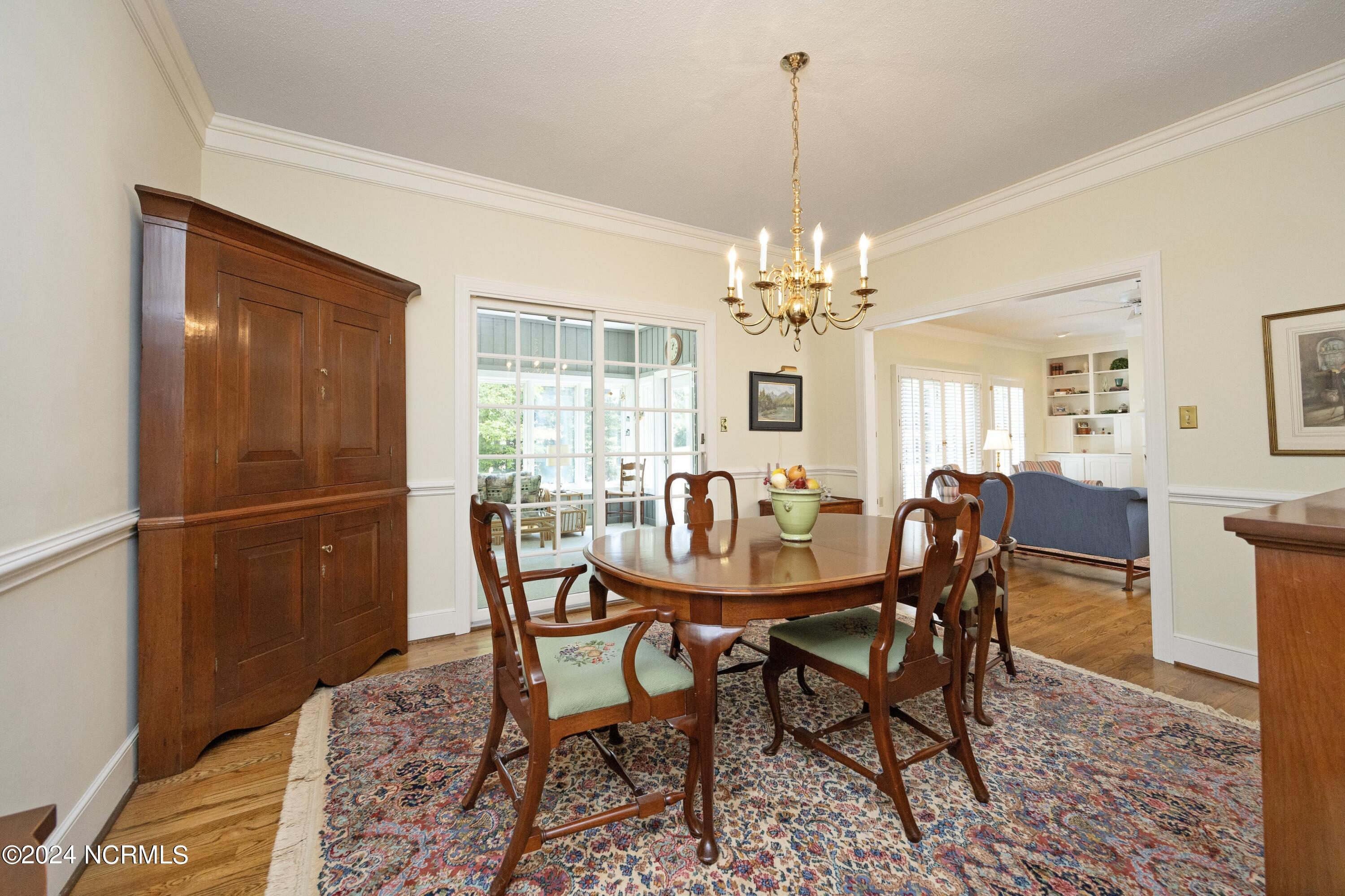 169 Devonshire Avenue W