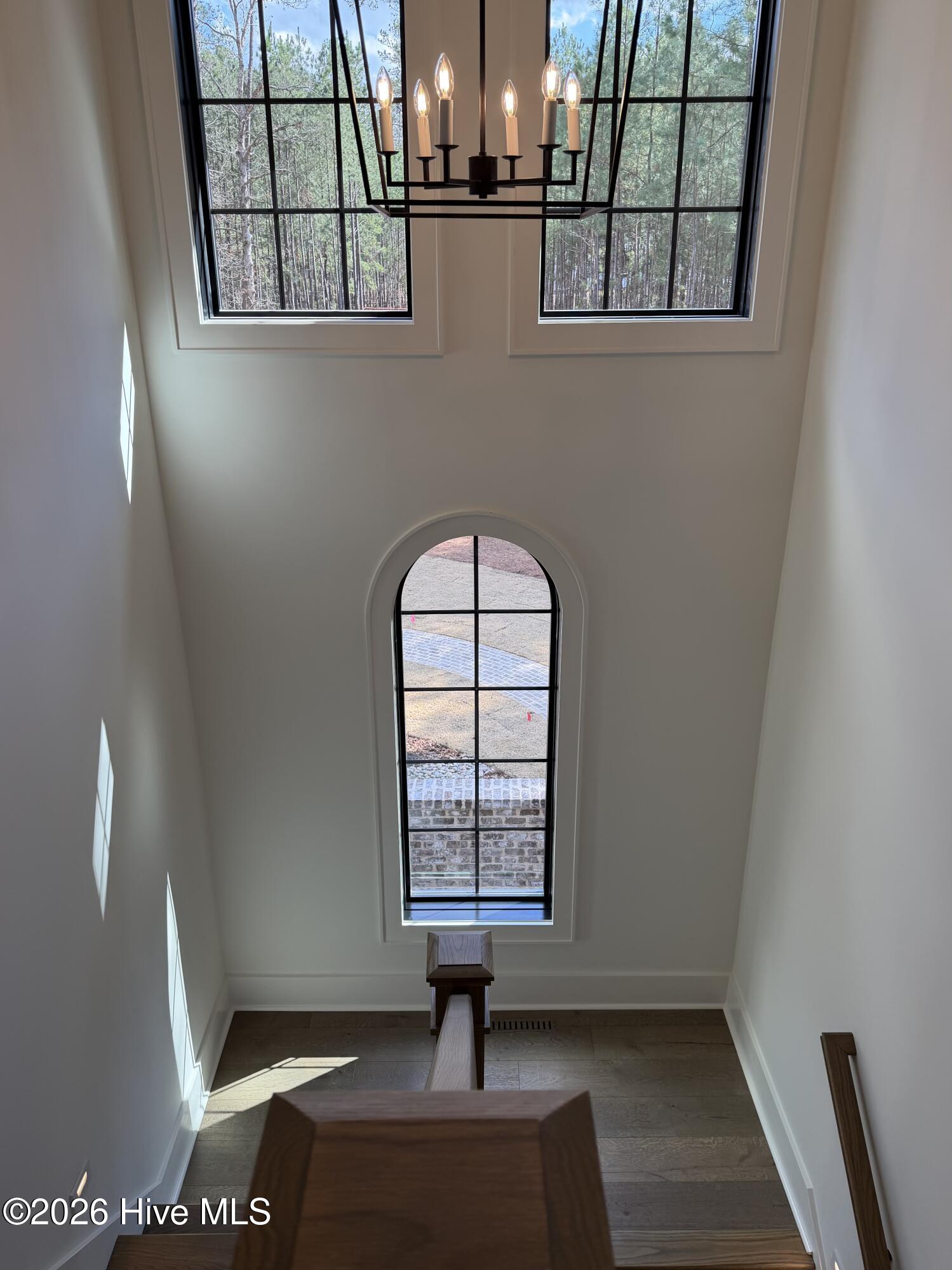 25 Middlebury Road