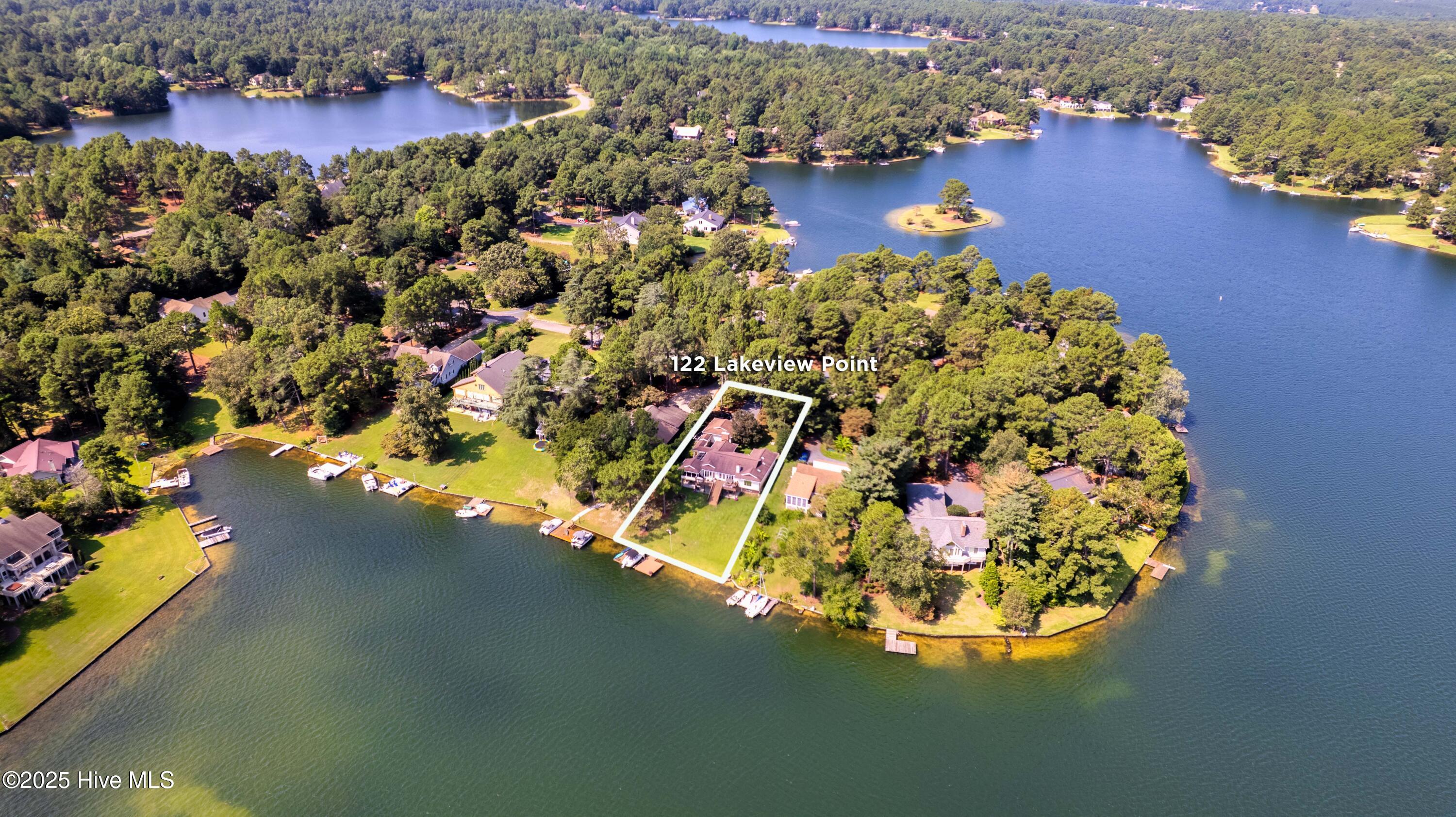 122 Lakeview Point