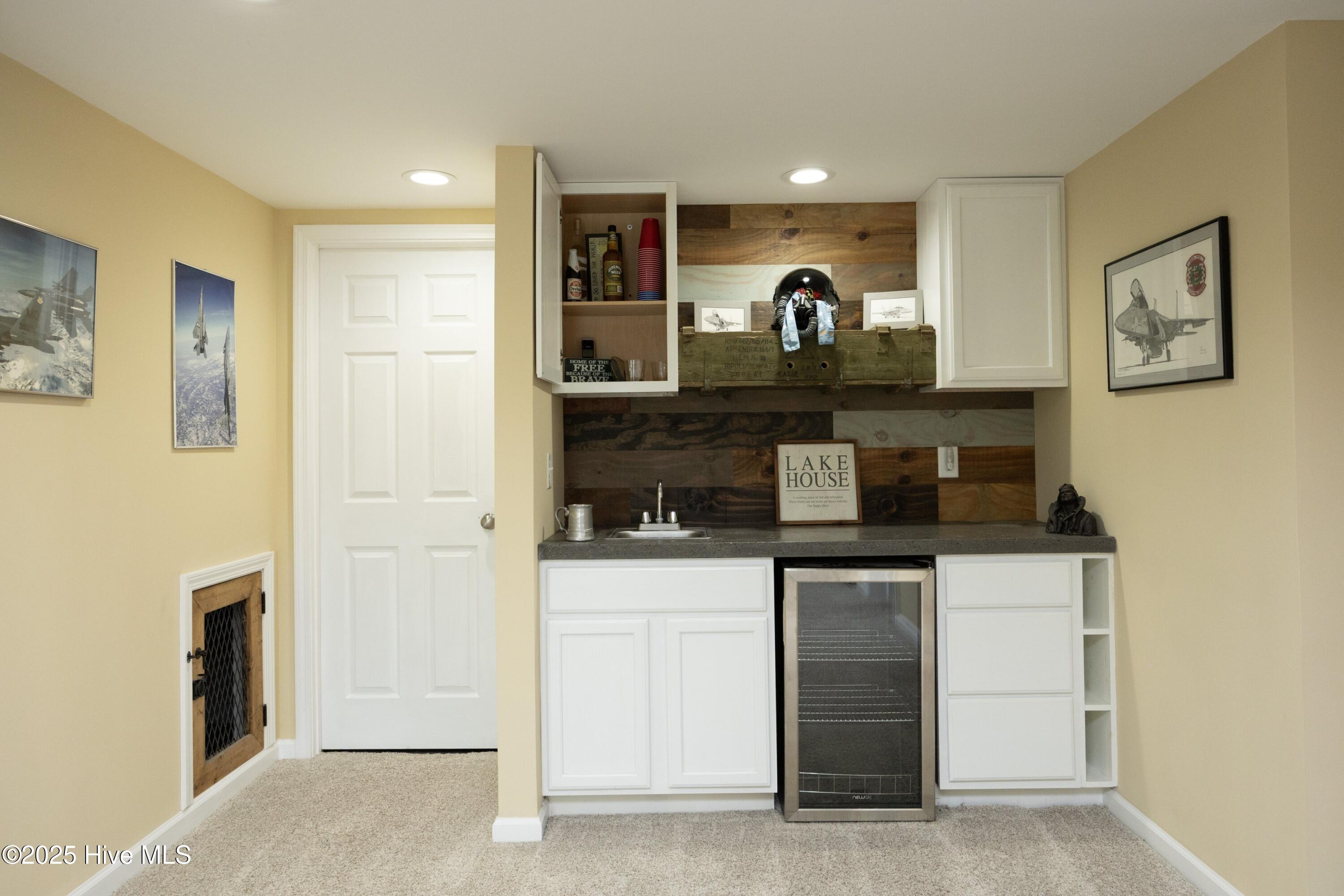 122 Lakeview Point